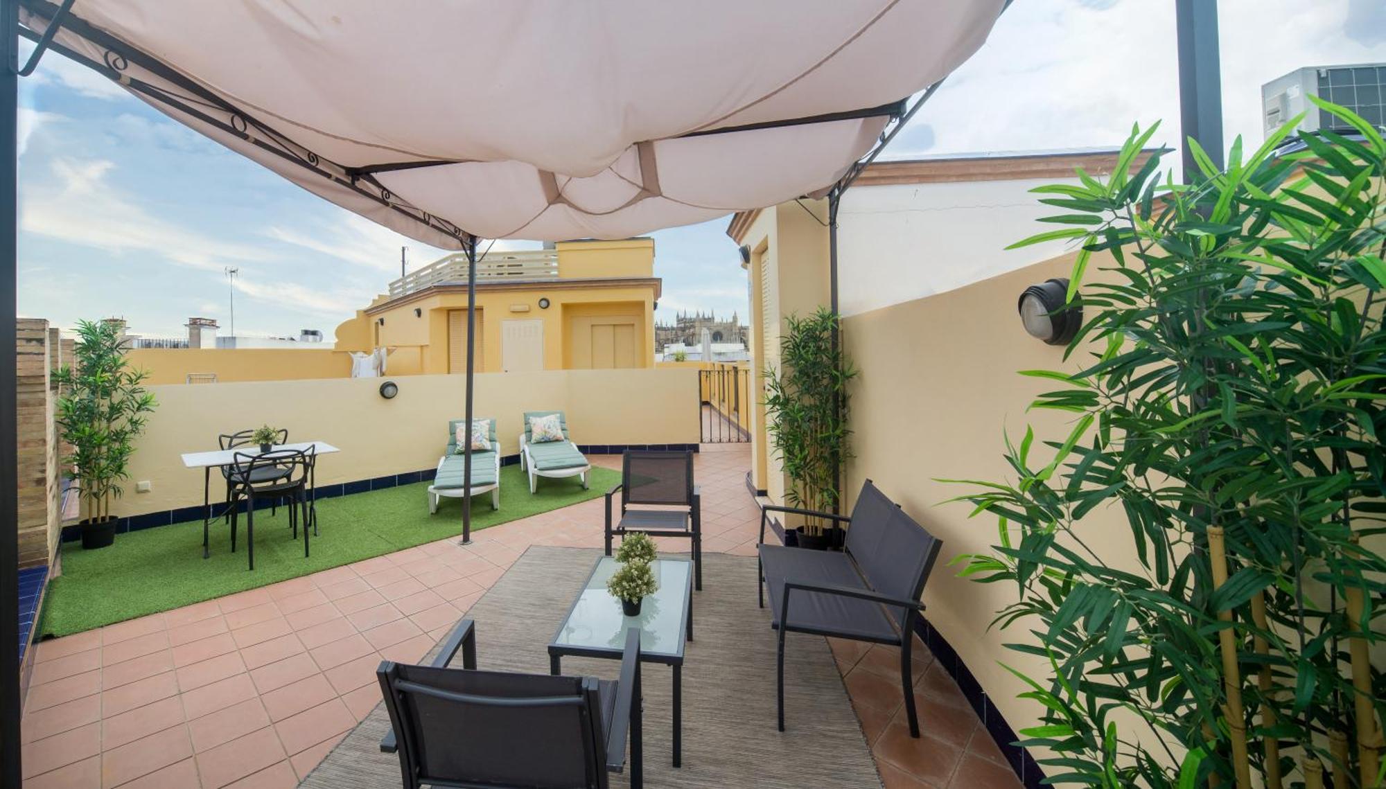 Exclusive Triplex With Private Terrace Leilighet Sevilla Eksteriør bilde
